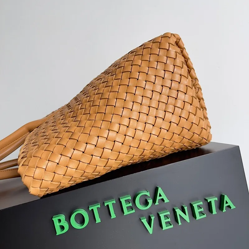 All categories 💚 Authentic bags 💚 BV 2025 new BV handbags